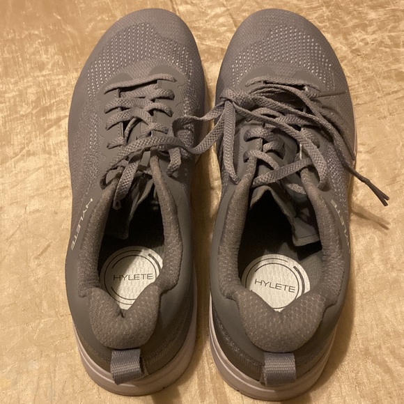 Hylete Circuit II Training Sneakers - Picture 3 of 5